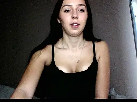 LuisaLive online show from March 2026 08:42:02 AM