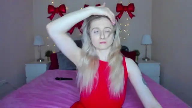 Snapshot of CamillaDreamer chatting on March 2026 05:16:01 PM CamillaDreamer online show from March 2026 05:16:01 PM