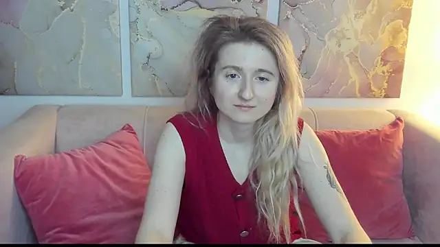 Snapshot of CamillaDreamer chatting on March 2026 10:16:01 PM CamillaDreamer online show from March 2026 10:16:01 PM