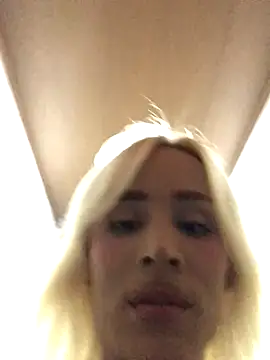 Snapshot of alexawinterrr chatting on October 2025 03:27:01 AM alexawinterrr online show from October 2025 03:27:01 AM