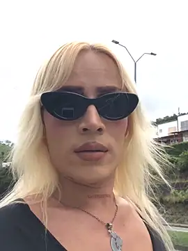 Snapshot of alexawinterrr chatting on October 2025 04:49:02 PM alexawinterrr online show from October 2025 04:49:02 PM