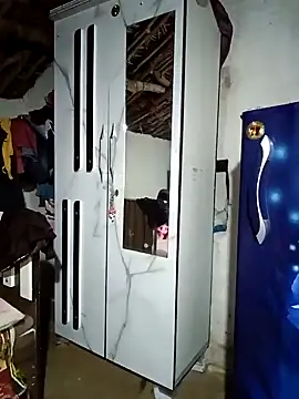 Snapshot of Lona2525 chatting on October 2025 06:19:02 PM Lona2525 online show from October 2025 06:19:02 PM