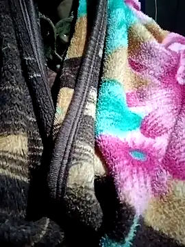 Snapshot of Lona2525 chatting on November 2025 07:34:02 PM Lona2525 online show from November 2025 07:34:02 PM