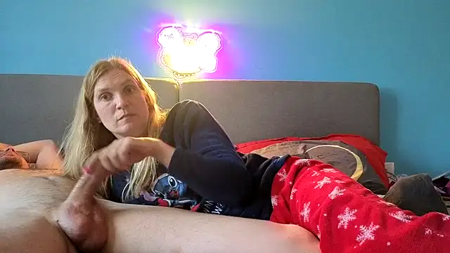 linterditehot online show from May 2026 06:25:01 PM
