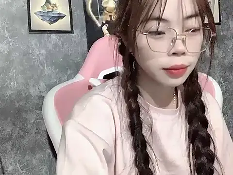 Snapshot of Ellie039 chatting on September 2025 08:25:01 PM Ellie039 online show from September 2025 08:25:01 PM