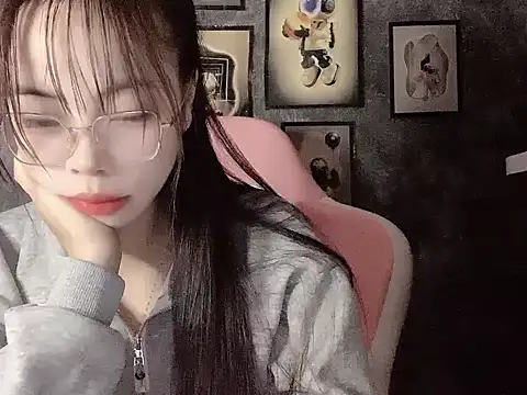 Snapshot of Ellie039 chatting on October 2025 02:41:01 AM Ellie039 online show from October 2025 02:41:01 AM