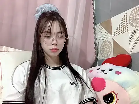 Snapshot of Ellie039 chatting on October 2025 10:25:02 PM Ellie039 online show from October 2025 10:25:02 PM