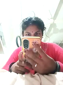 SHMA-77 online show from November 2025 11:54:02 PM