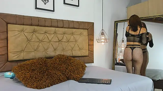 hannarose1208 online show from October 2025 12:37:02 PM