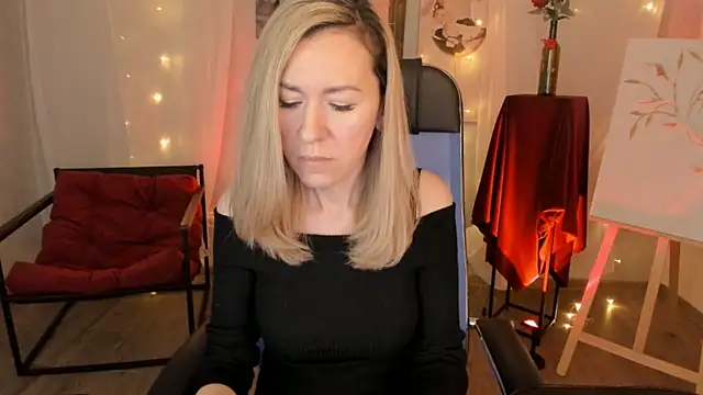 Snapshot of DonnaSmitth chatting on March 2026 07:21:02 PM DonnaSmitth online show from March 2026 07:21:02 PM