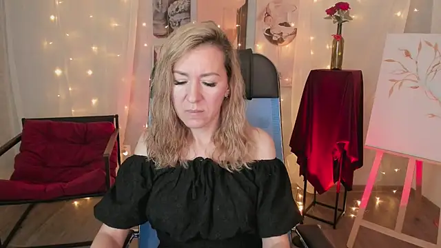 Snapshot of DonnaSmitth chatting on March 2026 06:45:02 PM DonnaSmitth online show from March 2026 06:45:02 PM