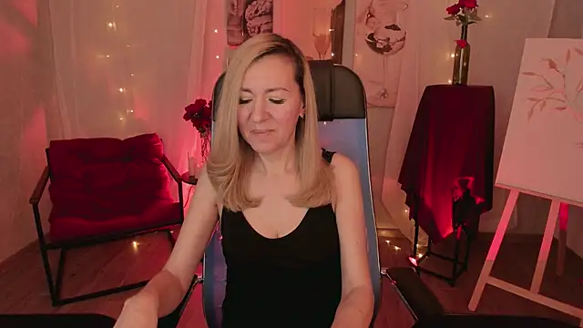 Snapshot of DonnaSmitth chatting on March 2026 07:08:01 PM DonnaSmitth online show from March 2026 07:08:01 PM