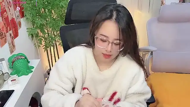 NEWONETO online show from January 2026 02:30:02 PM