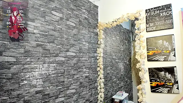 Snapshot of valery__star chatting on November 2025 01:10:01 PM valery star online show from November 2025 01:10:01 PM