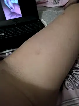 Snapshot of Eggor-20 chatting on January 2026 01:09:01 AM Eggor-20 online show from January 2026 01:09:01 AM