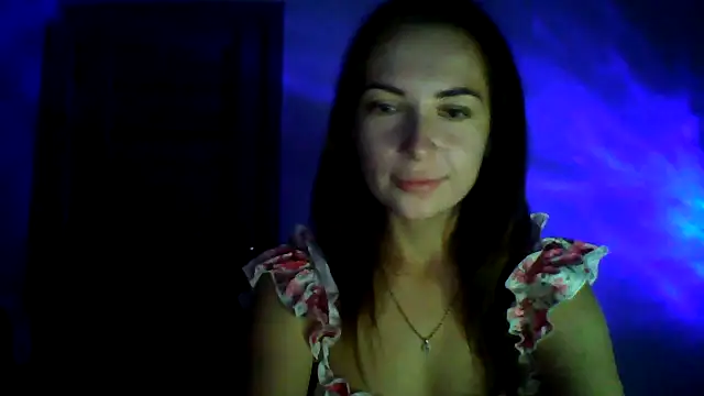 Snapshot of InnessKiss chatting on October 2025 09:43:02 PM InnessKiss online show from October 2025 09:43:02 PM