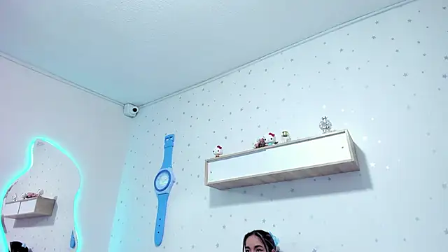 Snapshot of SamannthaOlsen chatting on October 2025 12:02:01 PM SamannthaOlsen online show from October 2025 12:02:01 PM