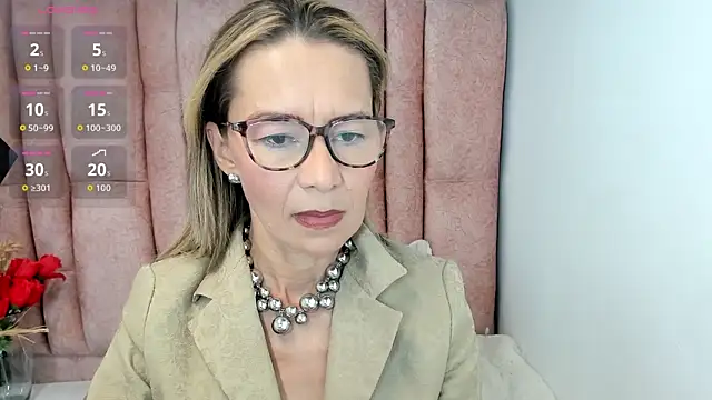 Issa Milf   online show from June 2026 01:10:02 PM