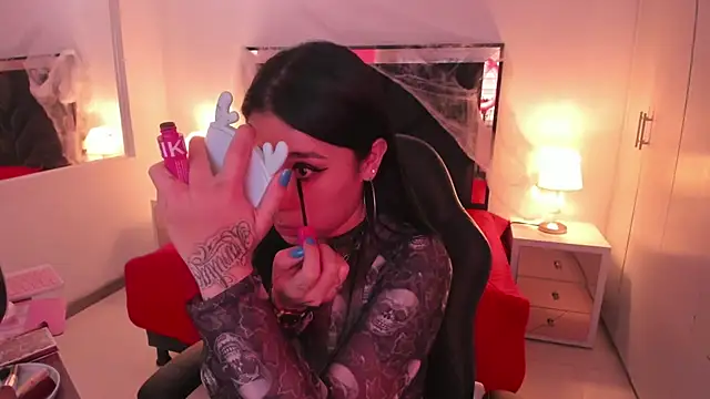 Snapshot of SusanVilla chatting on October 2025 07:34:02 PM SusanVilla online show from October 2025 07:34:02 PM