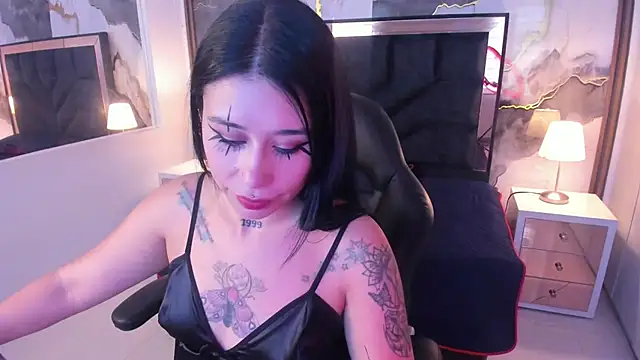 SusanVilla online show from June 2026 08:11:02 PM
