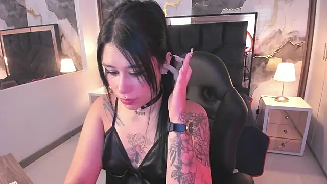SusanVilla online show from June 2026 07:44:02 PM