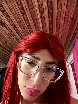 Snapshot of NICOLLE__12 chatting on October 2025 07:53:02 PM NICOLLE 12 online show from October 2025 07:53:02 PM