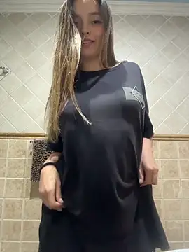 Snapshot of Miia_Millerr chatting on November 2025 04:58:02 AM Miia Millerr online show from November 2025 04:58:02 AM