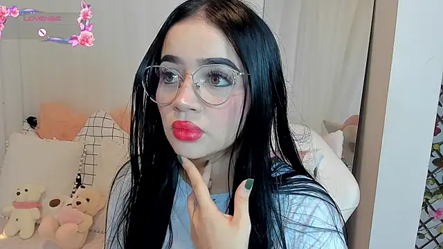 Snapshot of _miasophie_ chatting on November 2025 02:32:01 AM miasophie online show from November 2025 02:32:01 AM