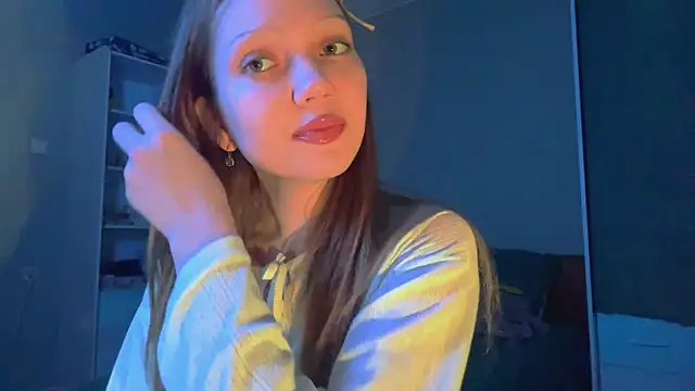 Snapshot of EmiIyKitty chatting on October 2025 08:07:02 PM EmiIyKitty online show from October 2025 08:07:02 PM