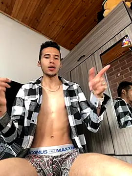 Snapshot of wiland_hot23 chatting on October 2025 09:23:02 PM wiland hot23 online show from October 2025 09:23:02 PM