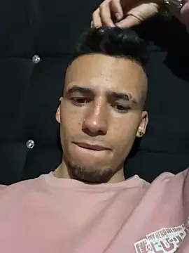 Snapshot of wiland_hot23 chatting on November 2025 01:48:02 AM wiland hot23 online show from November 2025 01:48:02 AM