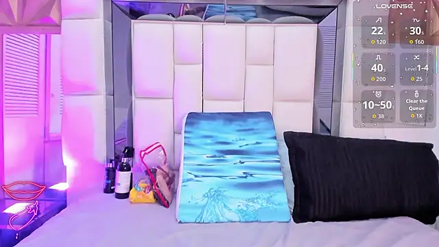 violet milleer online show from March 2026 07:28:01 PM