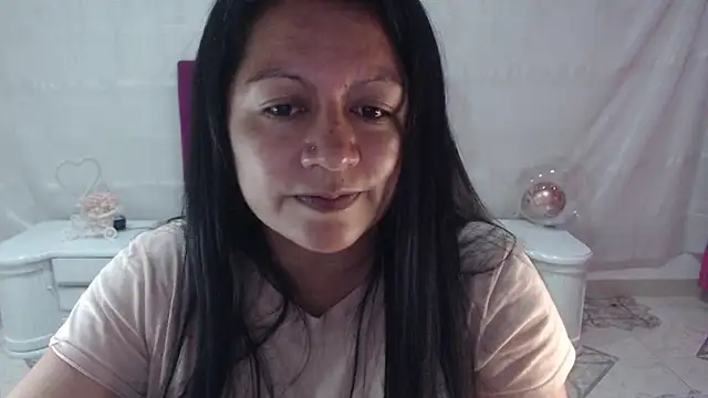 SaharaJohson online show from November 2025 01:51:02 AM