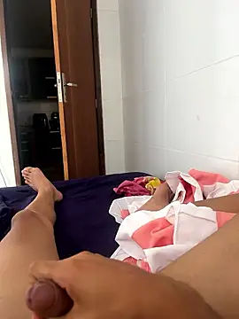 Snapshot of MCLZK chatting on January 2026 06:13:01 PM MCLZK online show from January 2026 06:13:01 PM