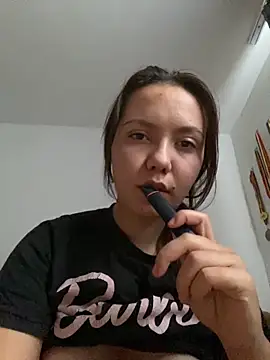 Snapshot of CamillaHessel chatting on October 2025 08:53:01 AM CamillaHessel online show from October 2025 08:53:01 AM