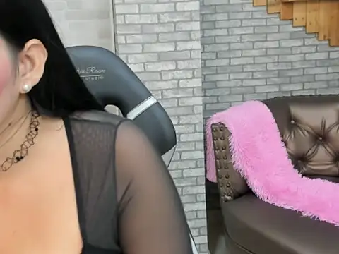 Snapshot of Alisonn_Doll chatting on October 2025 01:12:02 PM Alisonn Doll online show from October 2025 01:12:02 PM