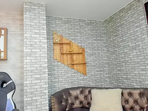 Snapshot of Alisonn_Doll chatting on November 2025 12:05:02 PM Alisonn Doll online show from November 2025 12:05:02 PM