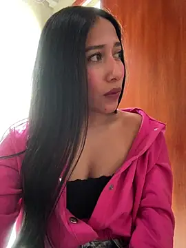 Amelia Rivas online show from May 2026 02:11:01 PM