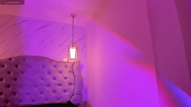 Snapshot of Iris__77 chatting on October 2025 06:59:01 PM Iris 77 online show from October 2025 06:59:01 PM