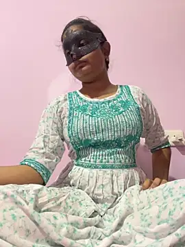 Snapshot of TeluguIshu_teen20 chatting on November 2025 06:40:02 PM TeluguIshu teen20 online show from November 2025 06:40:02 PM