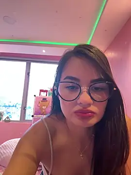 Snapshot of linda_18a chatting on September 2025 01:16:02 PM linda 18a online show from September 2025 01:16:02 PM