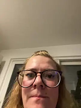 Curvyveri93 online show from October 2025 08:19:02 PM