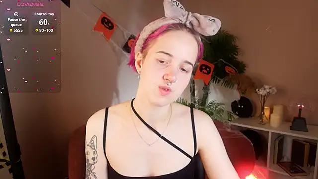 Snapshot of luna_son chatting on October 2025 09:24:02 PM luna son online show from October 2025 09:24:02 PM