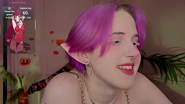 Snapshot of luna_son chatting on October 2025 09:37:01 PM luna son online show from October 2025 09:37:01 PM