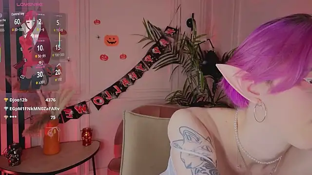 Snapshot of luna_son chatting on October 2025 09:43:01 AM luna son online show from October 2025 09:43:01 AM