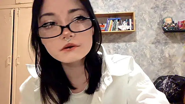 Beeping Creature online show from November 2025 07:21:01 PM