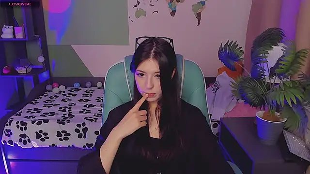 Azaliya Haze online show from October 2025 05:30:02 AM