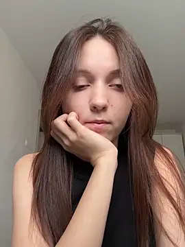 Snapshot of monnymoon chatting on October 2025 06:46:02 AM monnymoon online show from October 2025 06:46:02 AM