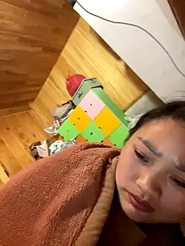 Snapshot of Liu30 chatting on December 2025 03:40:02 PM Liu30 online show from December 2025 03:40:02 PM