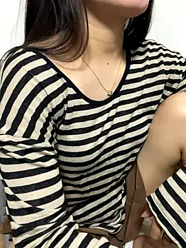 Snapshot of lee_ly chatting on October 2025 09:41:01 AM lee ly online show from October 2025 09:41:01 AM